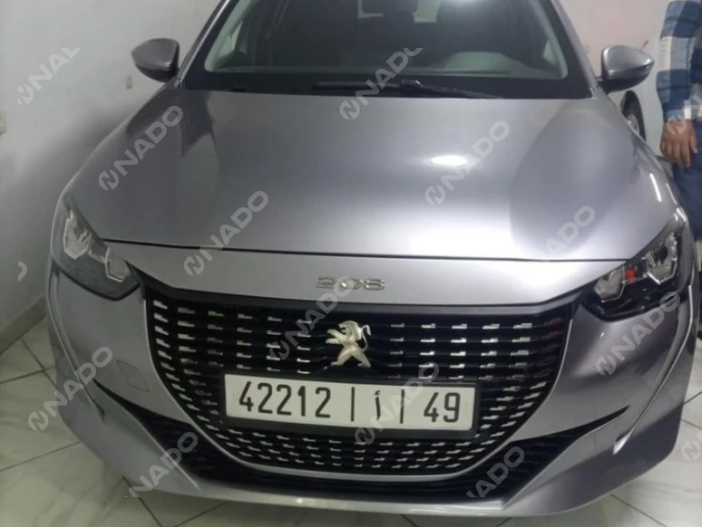 PEUGEOT
 208
 - 2021 - 38000 km 00432