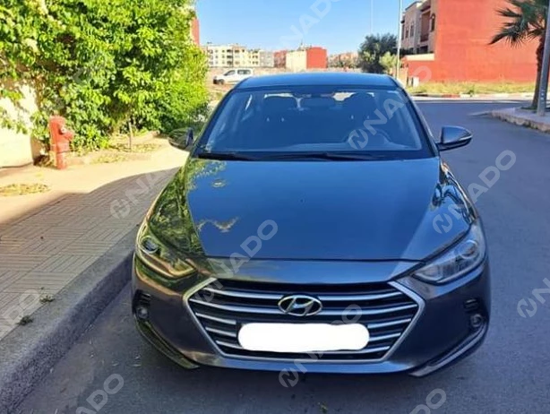 HYUNDAI ELANTRA
 - 2019 - 142000 km 00507