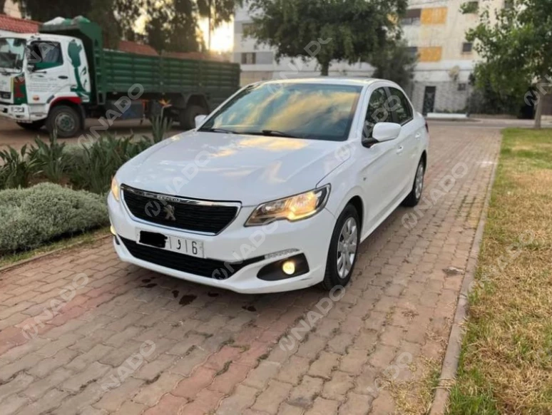 PEUGEOT
 301
 - 2019 - 71000 km 00552