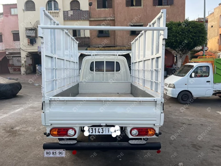 Camions à Casablanca
-00912-5