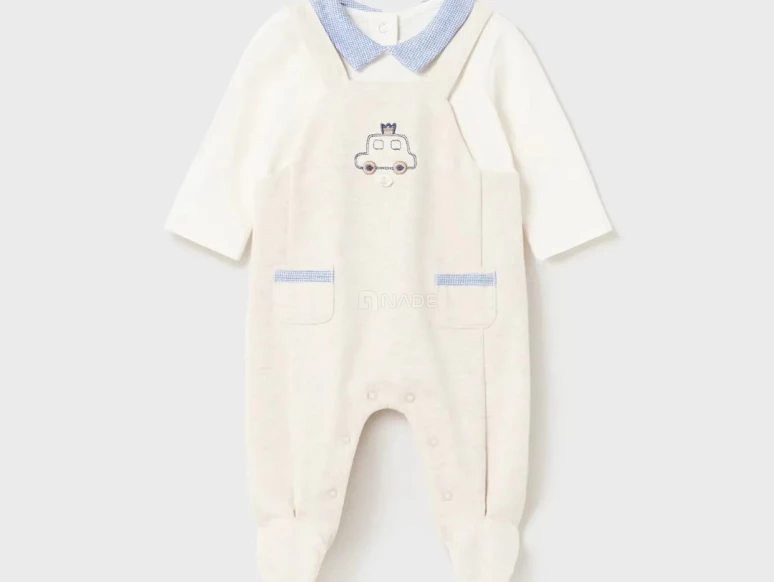 Vêtements pour enfant et bébé à Casablanca
-01147-1