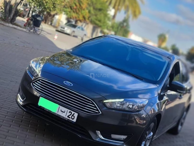 Ford focus disponible a maarif et Bournazel 01224