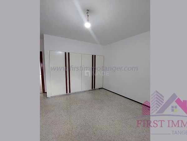 Appartement à louer à Tanger
-01781-4