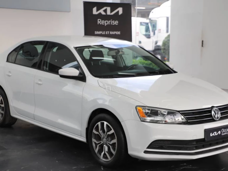 VOLKSWAGEN JETTA 2019-03189-1