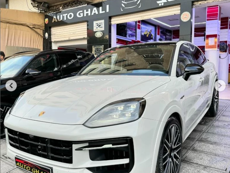 Porsche Cayenne E-Hybrid Coupe 2024 04118