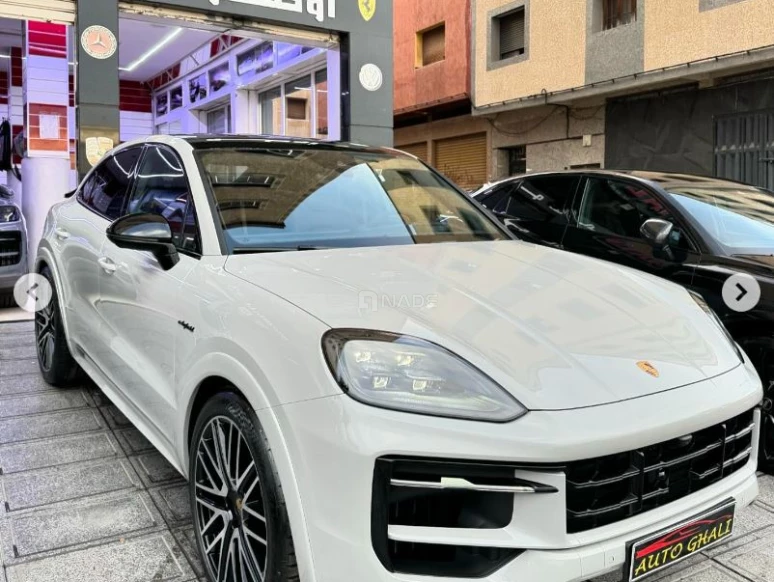 Porsche Cayenne E-Hybrid Coupe 2024-04118-2