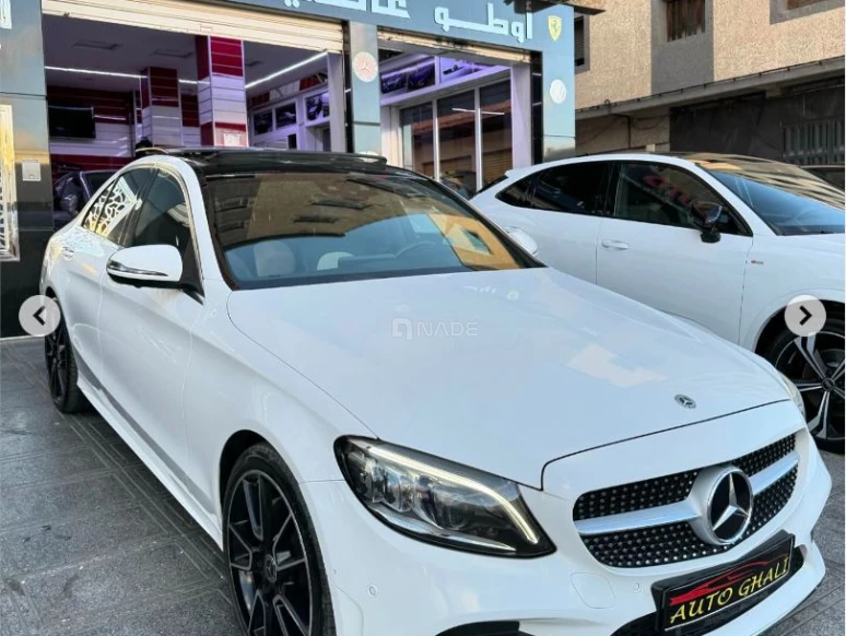 Découvrez la MERCEDES-BENZ Classe C 04123