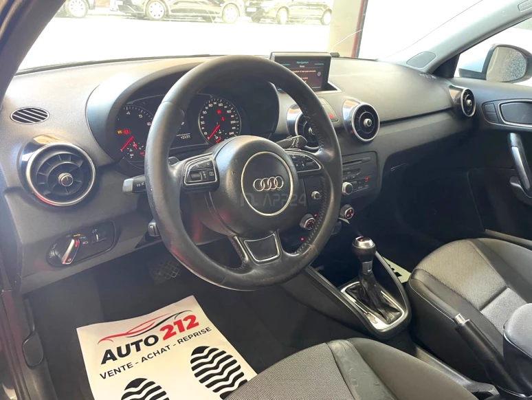 Audi A1 S line 2011 Essence -04588-3